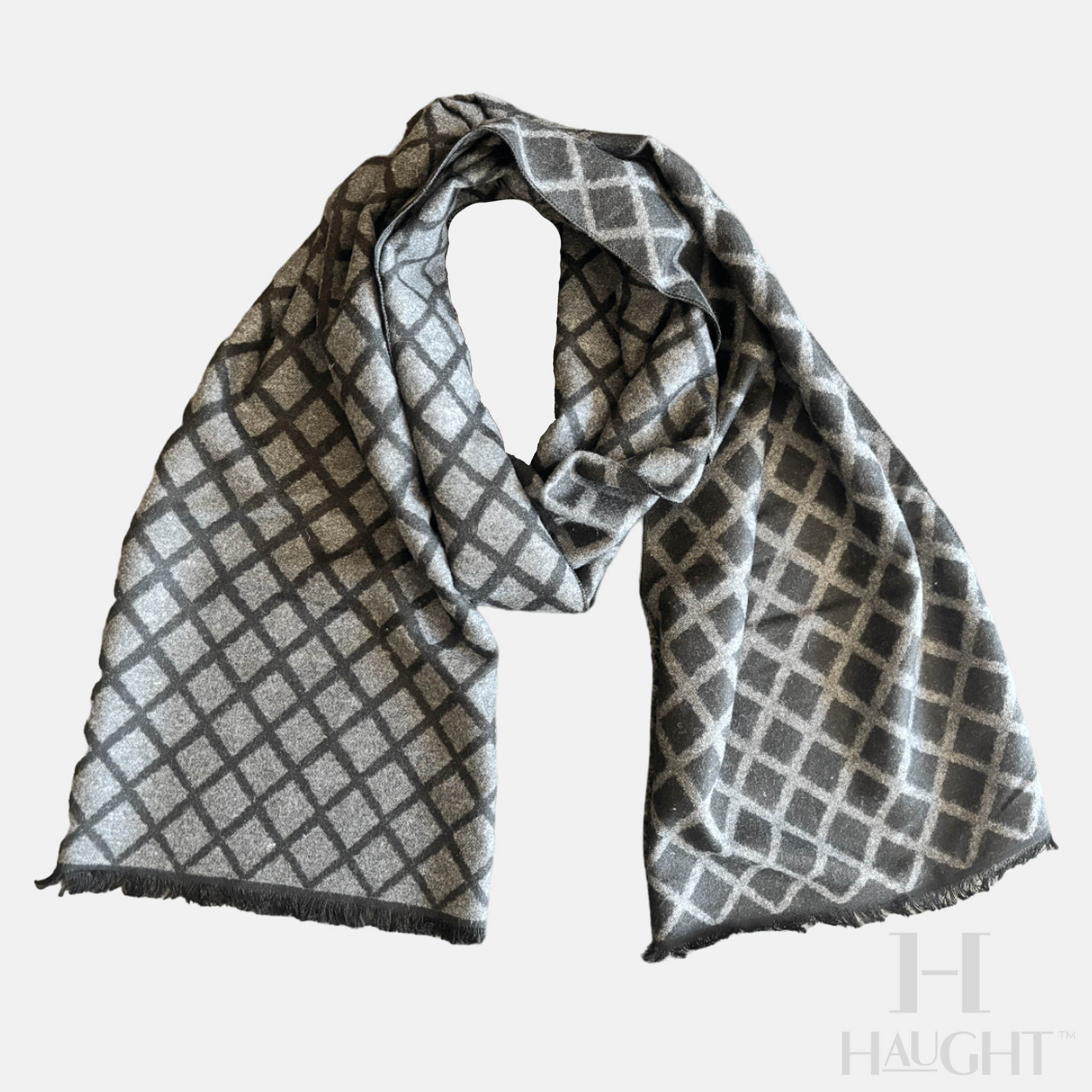 LUCA DIAMOND PRINT SCARF - 1.85 x 31CM